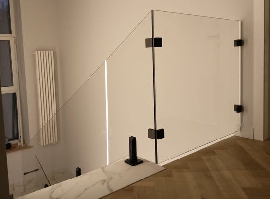 Стеклянные перила