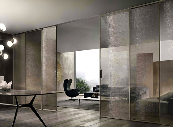 Прозрачное рифленое стекло